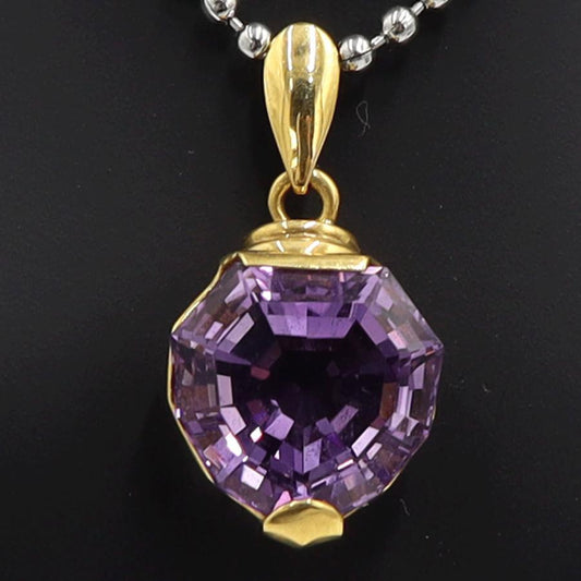 K18アメジストペンダントトップ　重量3.84ｇ(石の重量含む)　レディース（中古）
