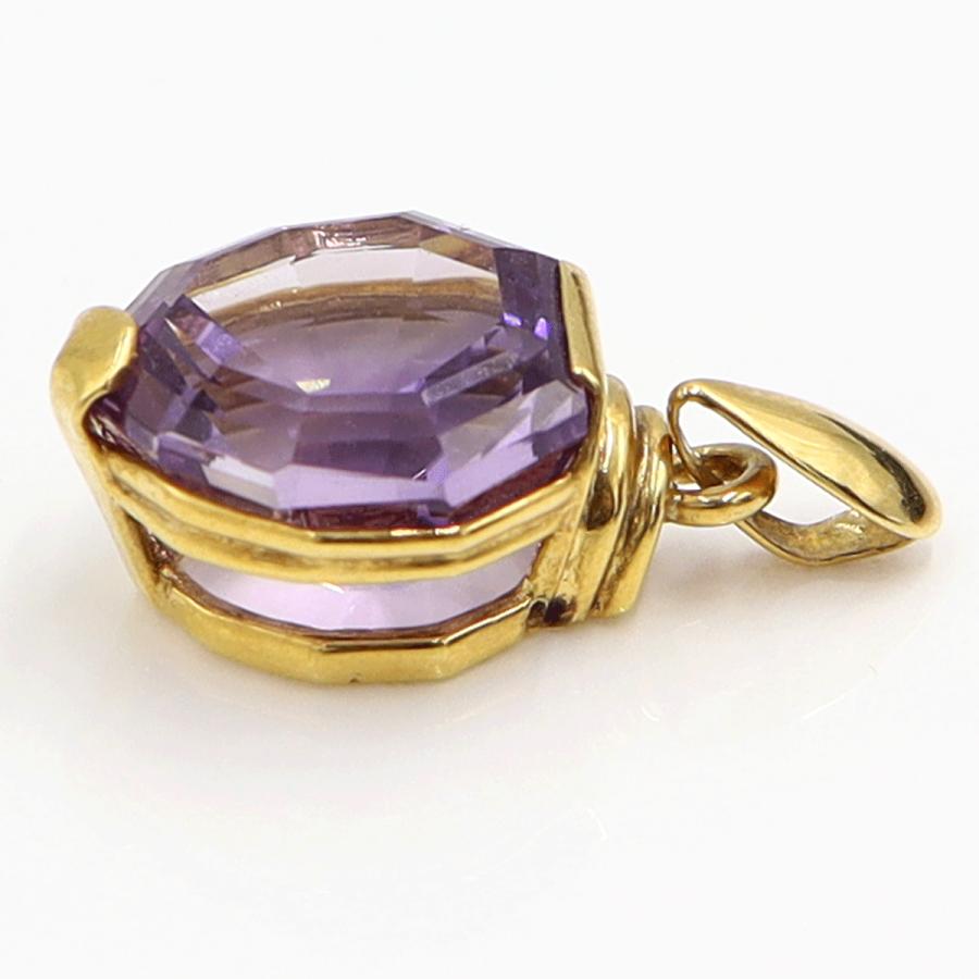 K18アメジストペンダントトップ　重量3.84ｇ(石の重量含む)　レディース（中古）