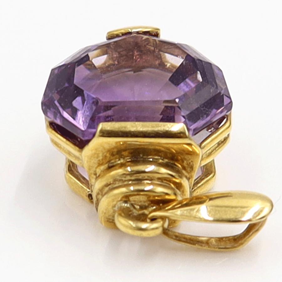 K18アメジストペンダントトップ　重量3.84ｇ(石の重量含む)　レディース（中古）