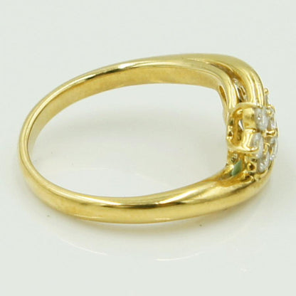 K18ダイヤモンドリング「フラワー」　D0.30ct　リングサイズ8号　重量3.49ｇ(石の重量含む)（中古）