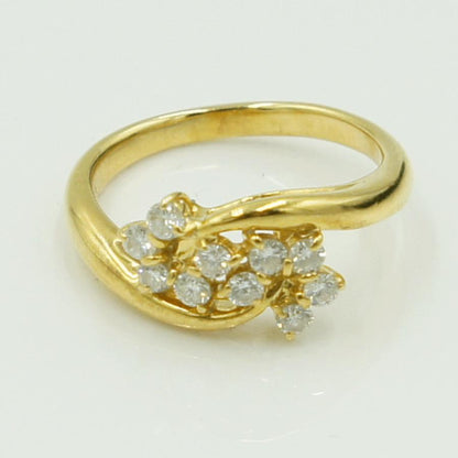 K18ダイヤモンドリング「フラワー」　D0.30ct　リングサイズ8号　重量3.49ｇ(石の重量含む)（中古）