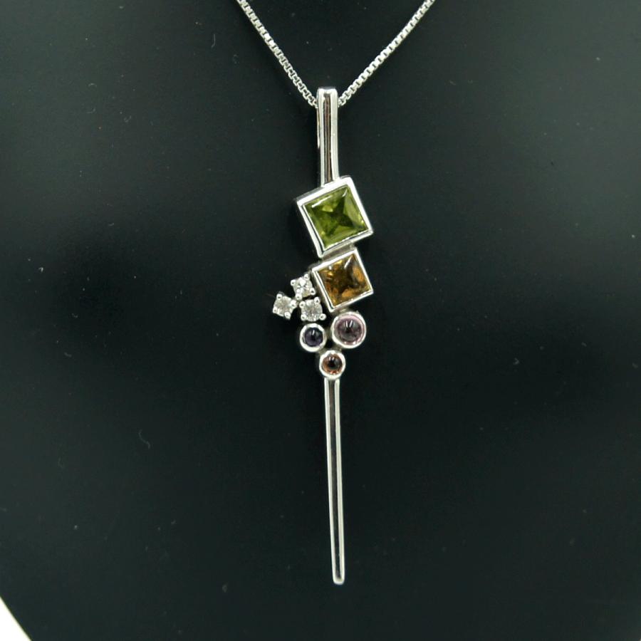 K18WGマルチ石ペンダント　ネックレス長さ約40cm　重量7.90ｇ(石の重量含む)　レディース（中古）