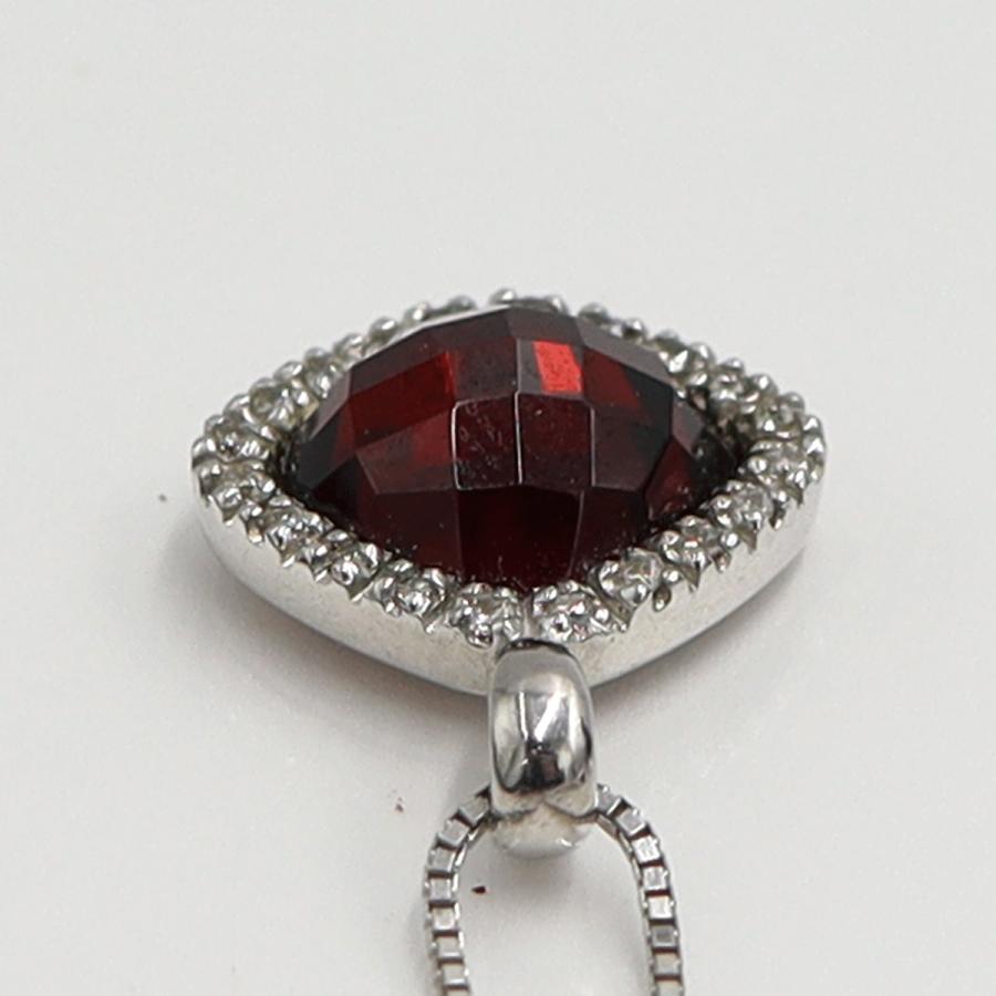 K18WGガーネットペンダントネックレス　ネックレス長さ44cm　重量5.23ｇ(石の重量含む) 　レディース(中古)