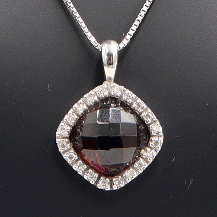 K18WGガーネットペンダントネックレス　ネックレス長さ44cm　重量5.23ｇ(石の重量含む) 　レディース(中古)