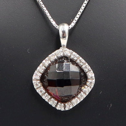 K18WGガーネットペンダントネックレス　ネックレス長さ44cm　重量5.23ｇ(石の重量含む) 　レディース(中古)