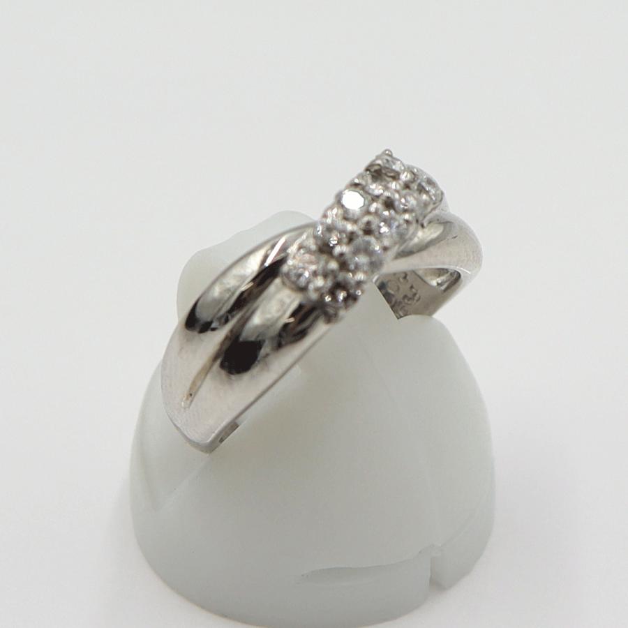 Pt900ダイヤモンドリング　D0.30ct　サイズ8号　重量5.27ｇ(石の重量含む)　レディース(中古)