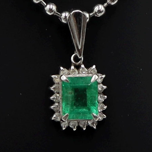Pt900エメラルドペンダントトップ　E0.80ct　重量1.96ｇ(石の重量含む)　レディース(中古)
