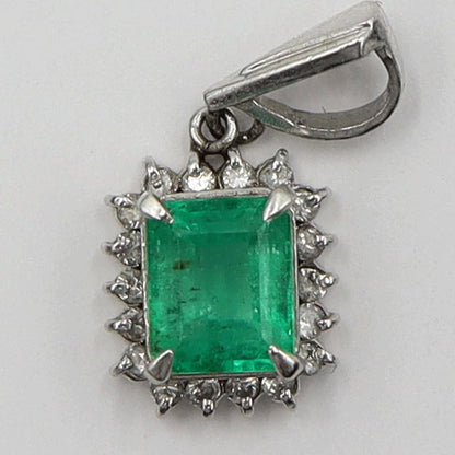Pt900エメラルドペンダントトップ　E0.80ct　重量1.96ｇ(石の重量含む)　レディース(中古)