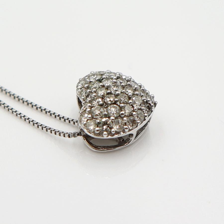 K18WGダイヤペンダントネックレス　ハートパヴェ　ネック長さ約40cm　重量2.48ｇ(石の重量含む)(中古)