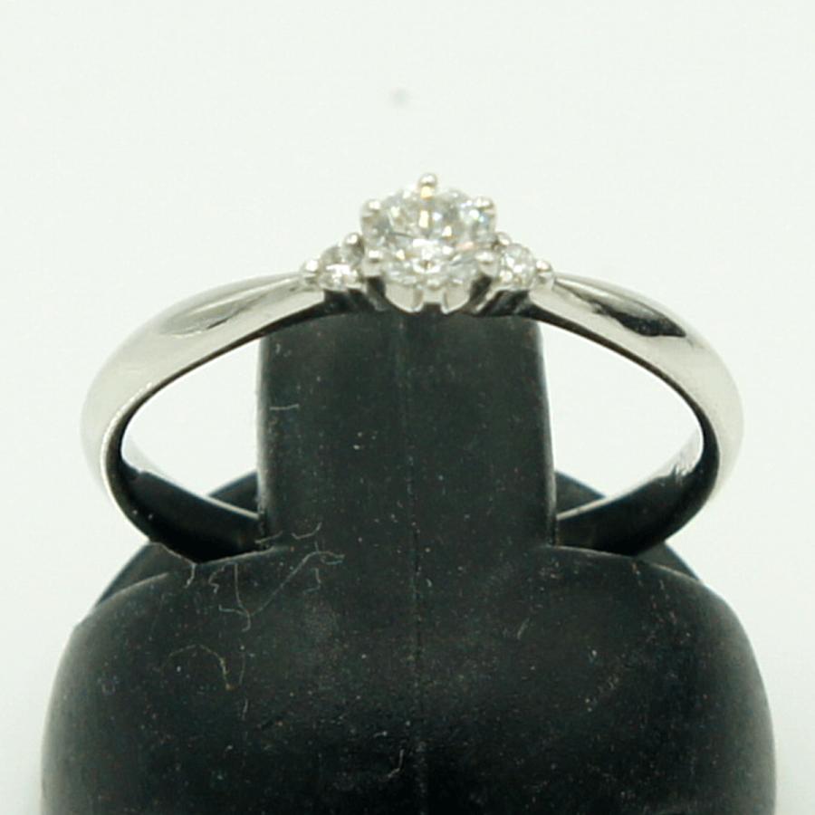 Pt900ダイヤモンドリング　D0.128ct　リングサイズ8号　重量2.11ｇ(石の重量含む)（中古）