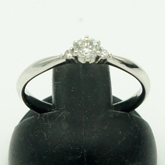 Pt900ダイヤモンドリング　D0.128ct　リングサイズ8号　重量2.11ｇ(石の重量含む)（中古）
