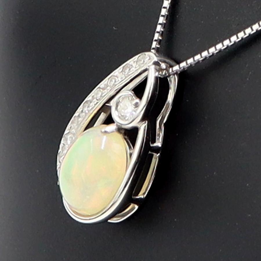 K18WGオパールペンダントネックレス　OP1.21ct　D0.15ct　ネックレス長さ44cm　重量3.76ｇ(石の重量含む)　レディース(中古)