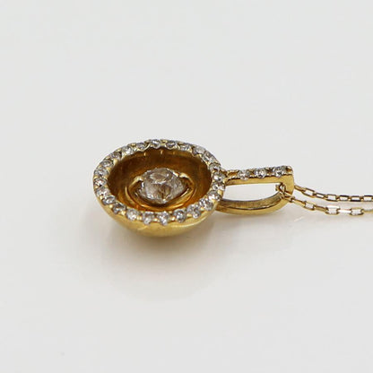 K18ダイヤペンダントネックレス　D0.20ct　D0.13ct　ネック長さ約39cm　重量2.12ｇ(石の重量含む) (中古)