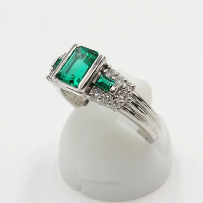 Pt900エメラルドリング　E0.91ct　クレサンベール　サイズ12号　重量7.48ｇ(石の重量含む)　レディース(中古)