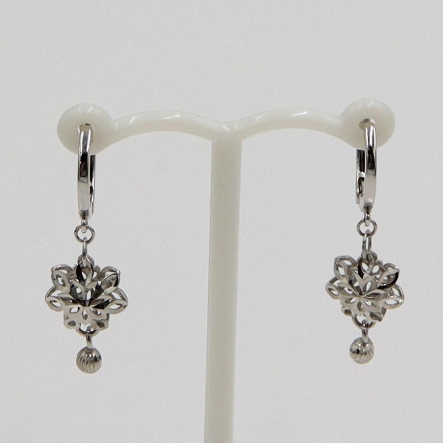 K18WGイヤリング　垂れ下がり　フープピアス　重量2.22ｇ(両耳合計・石の重量含む) （中古）