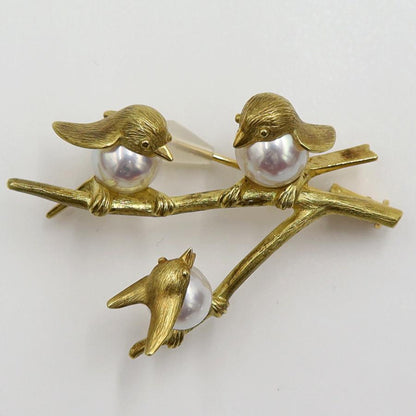 ウエダジュエラー(Uyeda Jeweller)　K18パールブローチ「小鳥」　重量10.26ｇ(石の重量含む) 　レディース（中古）