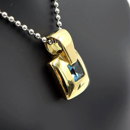 K18ブルートパーズペンダントトップ　重量7.50ｇ(石の重量含む)　レディース(中古)