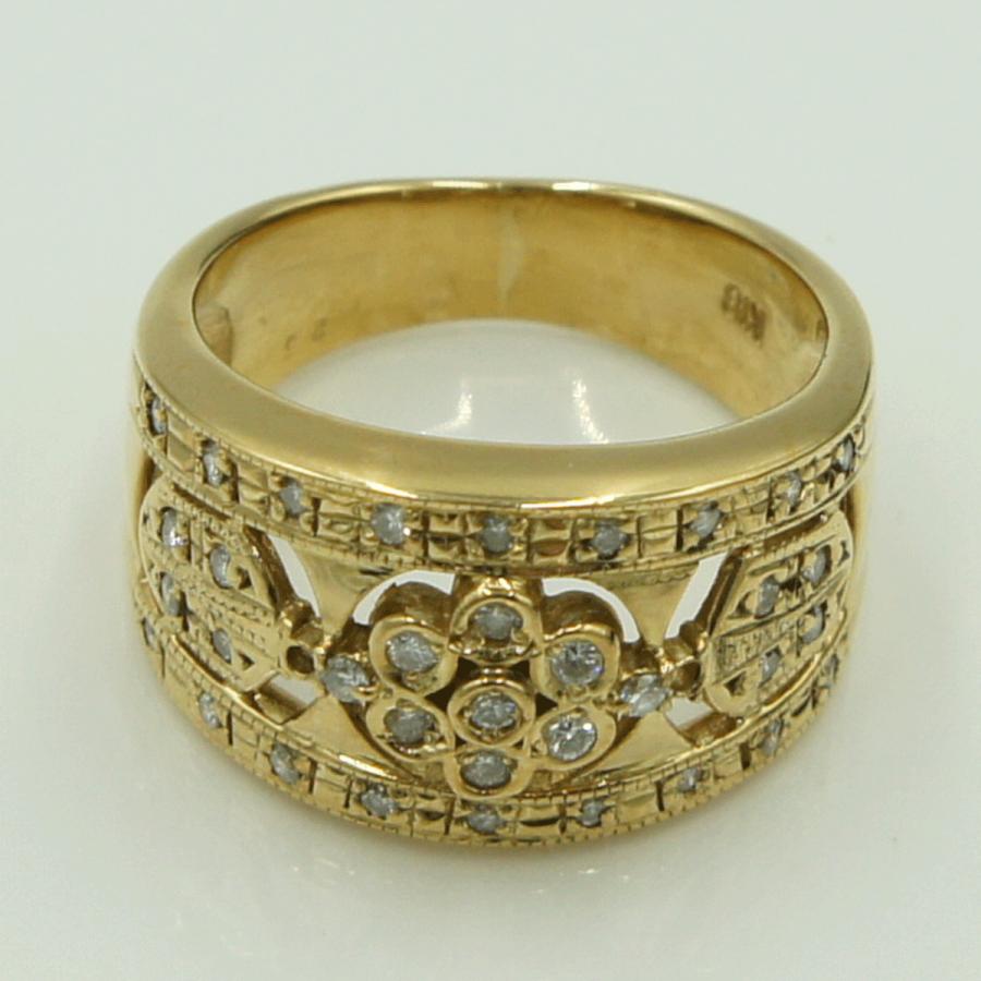 K18ダイヤファッションリング　D0.25ct　リングサイズ9号　重量6.08ｇ(石の重量含む)（中古）