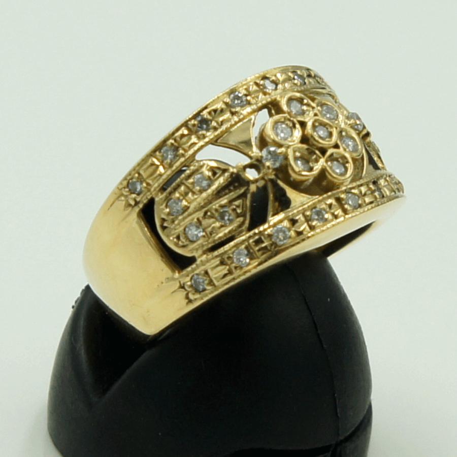 K18ダイヤファッションリング　D0.25ct　リングサイズ9号　重量6.08ｇ(石の重量含む)（中古）