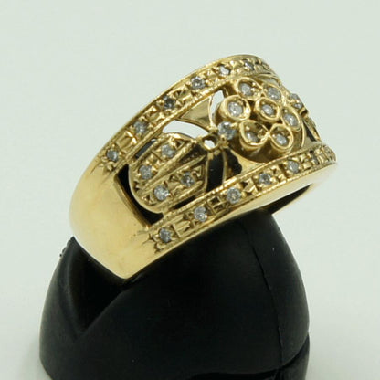 K18ダイヤファッションリング　D0.25ct　リングサイズ9号　重量6.08ｇ(石の重量含む)（中古）