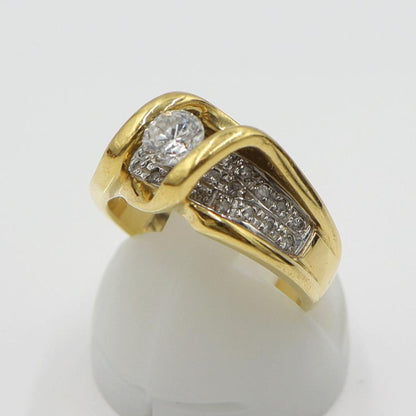 K18/Pt900ダイヤリング　D0.36ct　D0.20ct　サイズ9号　重量7.18ｇ(石の重量含む)　レディース(中古)