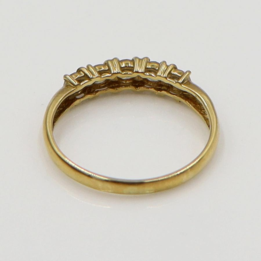 K18ダイヤモンドリング　D0.30ct　サイズ7号　重量1.26ｇ(石の重量含む)　(中古)