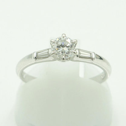 ニナリッチ(NINA RICCI)　Pt900セイコーダイヤモンドリング　D0.32ct　リングサイズ10号　重量3.01ｇ(石の重量含む)　レディース（中古）