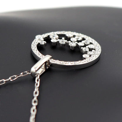 K18WGダイヤペンダントネックレス　D0.45ct　ネック長さ約44cm　重量4.12ｇ(石の重量含む)(中古)