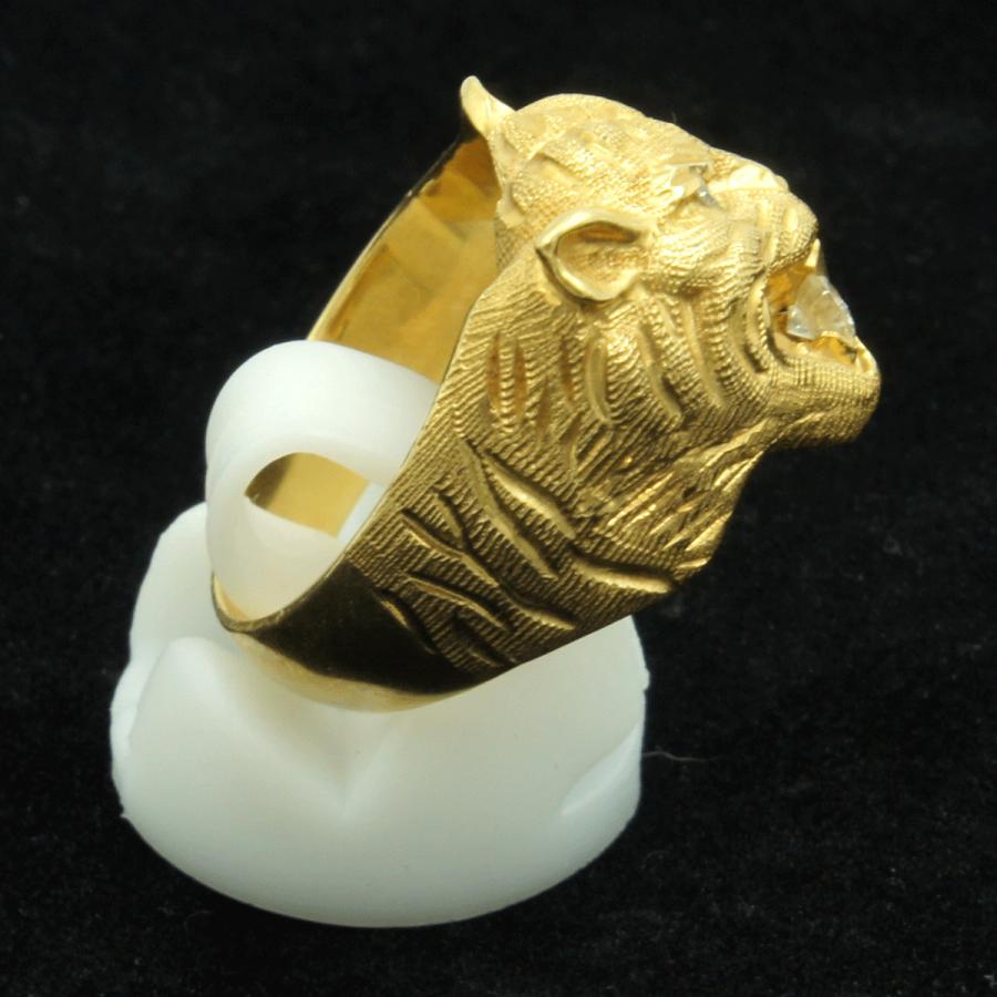 K18ダイヤモンドリング　「トラ・タイガー」リング18号　D0.25　重量20.73ｇ(石の重量込み）（中古）