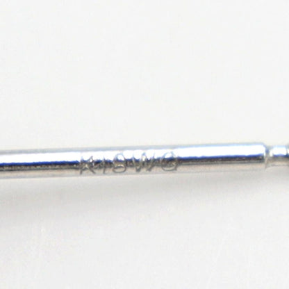 K18WGデザインピアス　重量2.40ｇ(両耳・総重量)（中古）