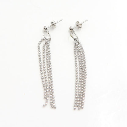 K18WGデザインピアス　重量2.40ｇ(両耳・総重量)（中古）