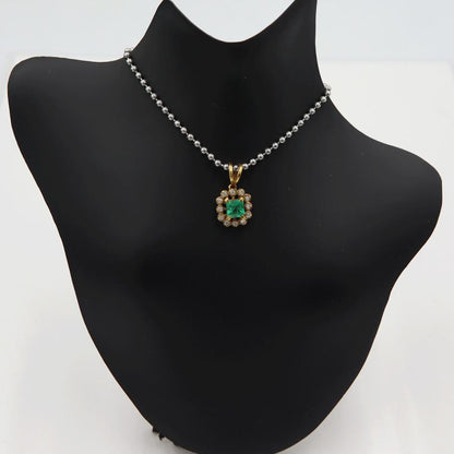 K18エメラルドペンダントトップ　E0.40ct　D0.15ct　重量1.67ｇ(石の重量含む)　レディース(中古)