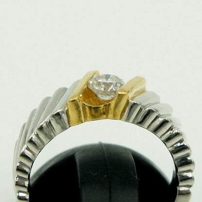 Pt900/K18ダイヤモンドリング　D0.33ct　リングサイズ9号　重量9.67ｇ(石の重量含む)（中古）