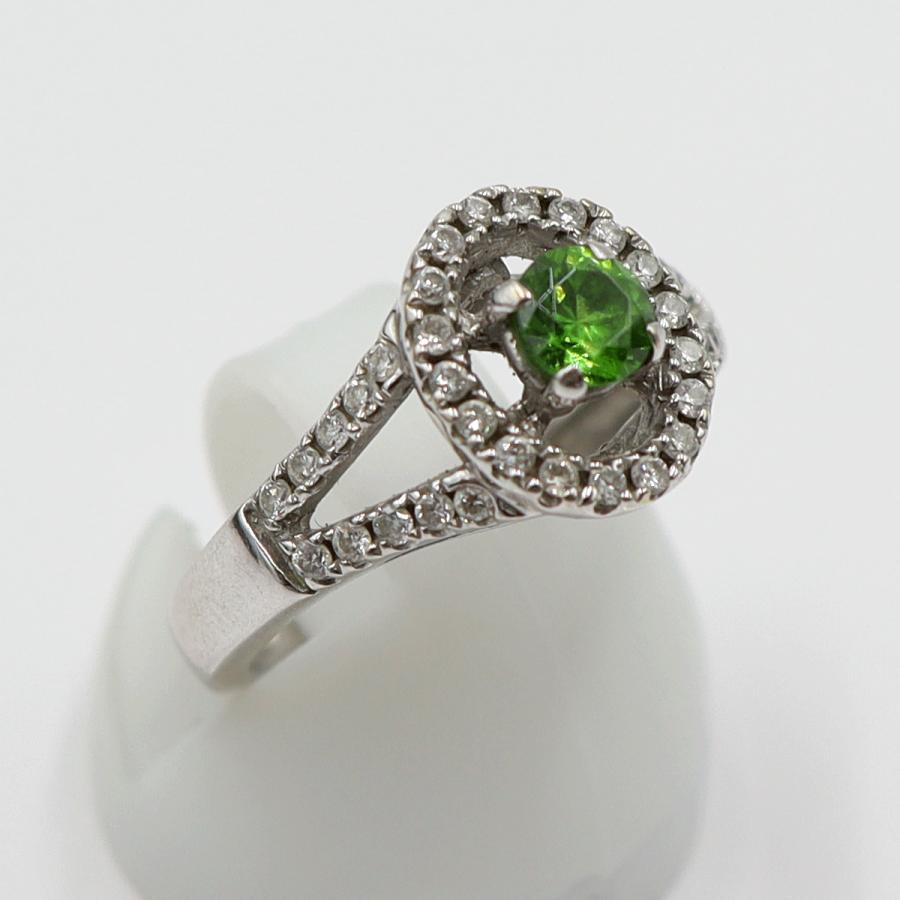 K18WGガーネットリング　DT0.33ct　D0.33ct　リングサイズ8号　重量3.71ｇ(石の重量含む)　レディース(中古)