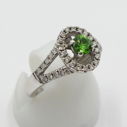 K18WGガーネットリング　DT0.33ct　D0.33ct　リングサイズ8号　重量3.71ｇ(石の重量含む)　レディース(中古)