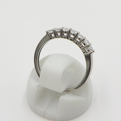 Pt950ダイヤモンドリング　D0.30ct　サイズ8号　重量2.43ｇ(石の重量含む)　レディース(中古)