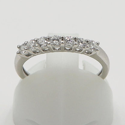 Pt950ダイヤモンドリング　D0.30ct　サイズ8号　重量2.43ｇ(石の重量含む)　レディース(中古)