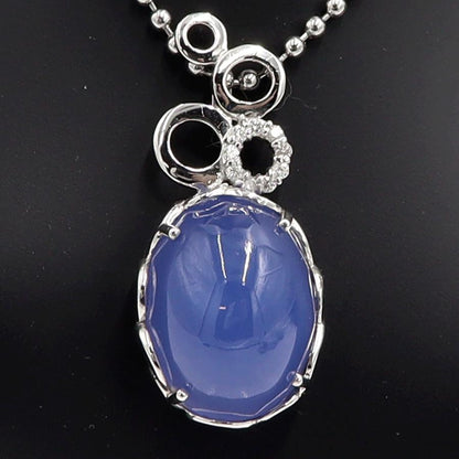 K18WGカルセドニーペンダントトップ　BC26.66ct　D0.114ct　重量9.67ｇ　ブルーカルセドニー　レディース（中古）