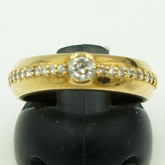 K18ダイヤモンドリング　D0.22ct　D0.20ct　リングサイズ10号　重量7.29ｇ(石の重量含む)（中古）