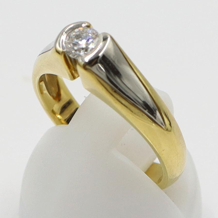 BREV.　750ダイヤモンドリング　リングサイズ12号　重量5.51ｇ(石の重量を含む)　レディース（中古）