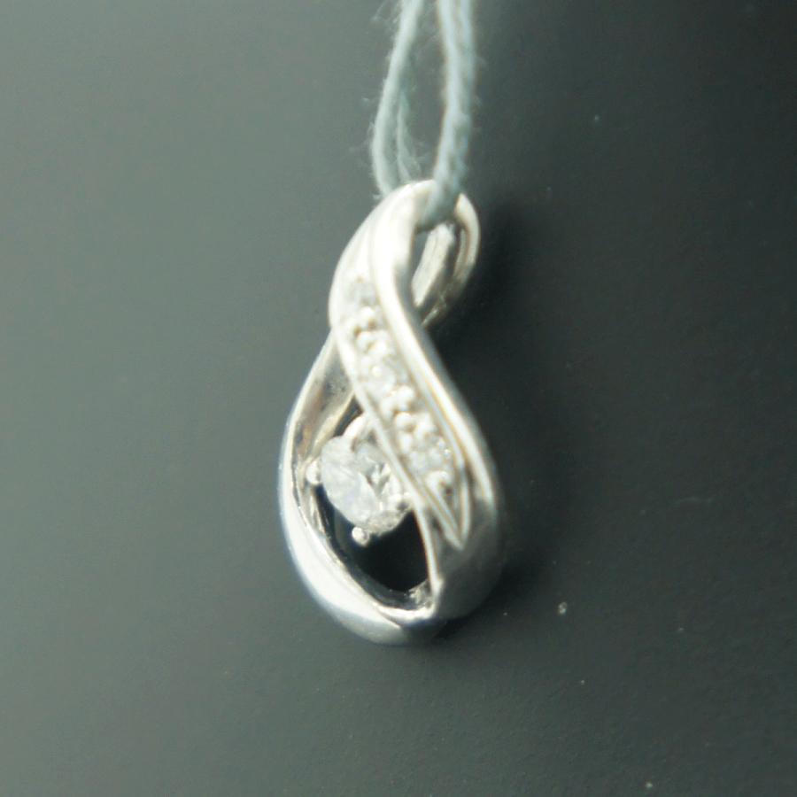 Pt900ダイヤペンダント　D0.11ct　重量0.99ｇ（石の重量含む）（中古）
