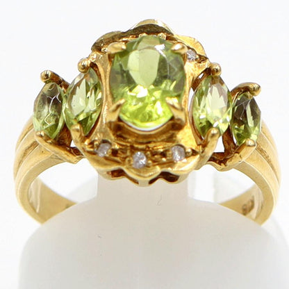 K18ペリドットリング　リングサイズ11号　重量4.06ｇ(石の重量含む)　レディース（中古）