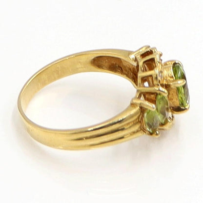 K18ペリドットリング　リングサイズ11号　重量4.06ｇ(石の重量含む)　レディース（中古）