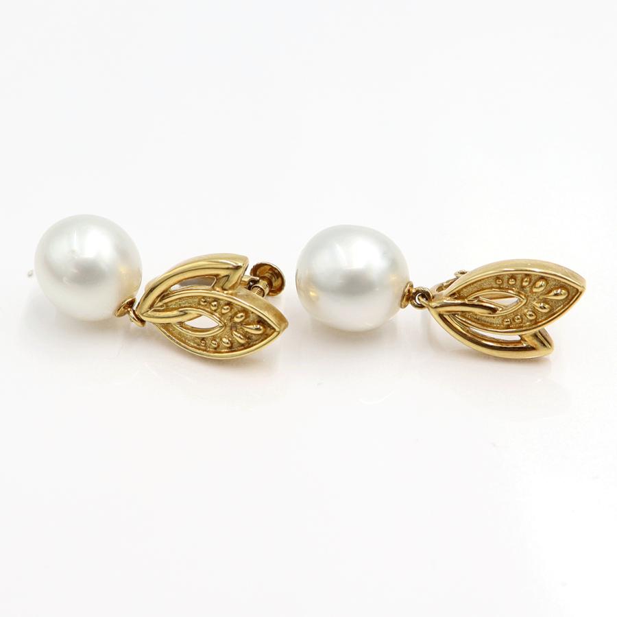 K18パールイヤリング　P10.8mm　重量10.32ｇ(両耳・真珠の重さ含む)　（中古）