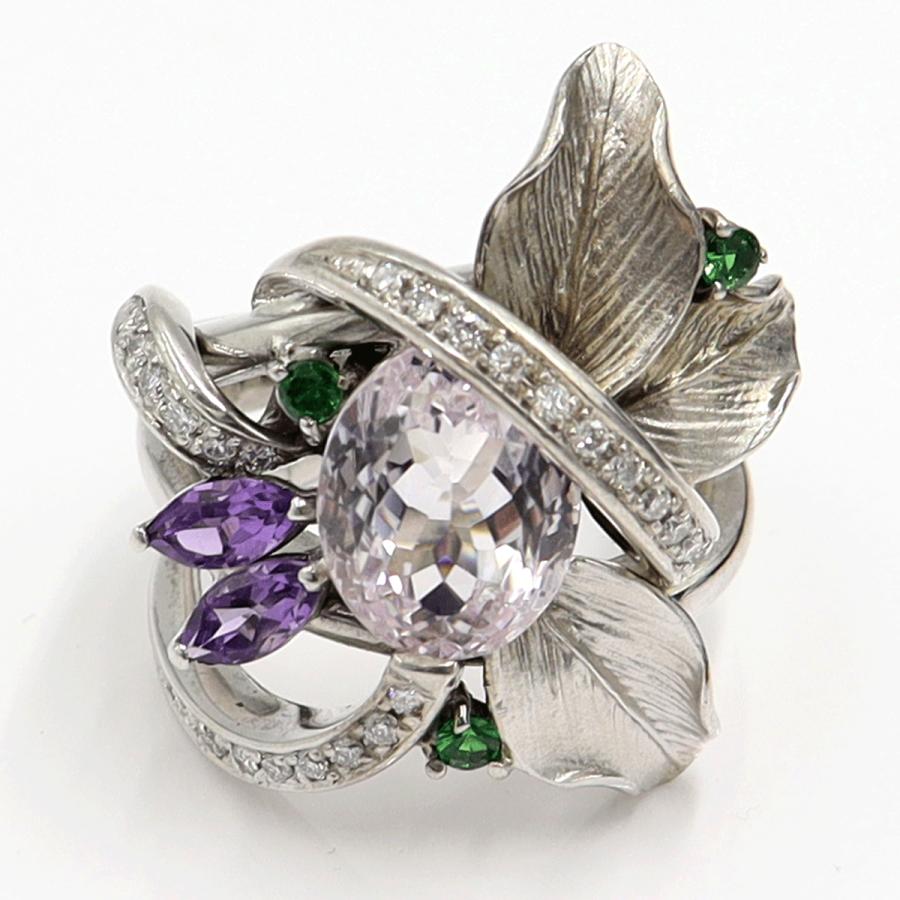 K18WGクンツァイトリング「フラワー」　5.72ct　リングサイズ15号　重量20.48ｇ(石の重量含む)　レディース（中古）