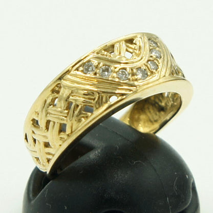 K18ダイヤファッションリング　D0.09ct　リングサイズ10号　重量4.45ｇ(石の重量含む)（中古）