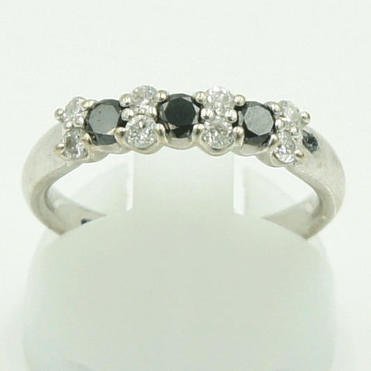K18WGブラックダイヤモンドリング　D0.55ct　リングサイズ11号　重量4.17ｇ(石の重量含む)（中古）