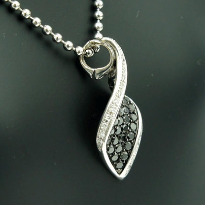 K18WG/K14WGブラックダイヤモンドペンダントトップ　BD0.85ct　D0.17ct　重量3.71ｇ(石の重量含む)（中古）