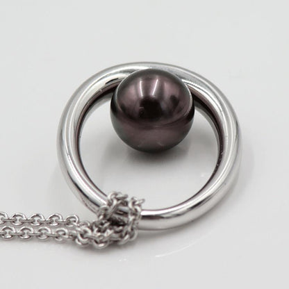 ミキモト(MIKIMOTO)750黒蝶真珠エッグ　ネックレス　ネック長：約58cm　重量21.08ｇ(石の重量含む)　レディース（中古）