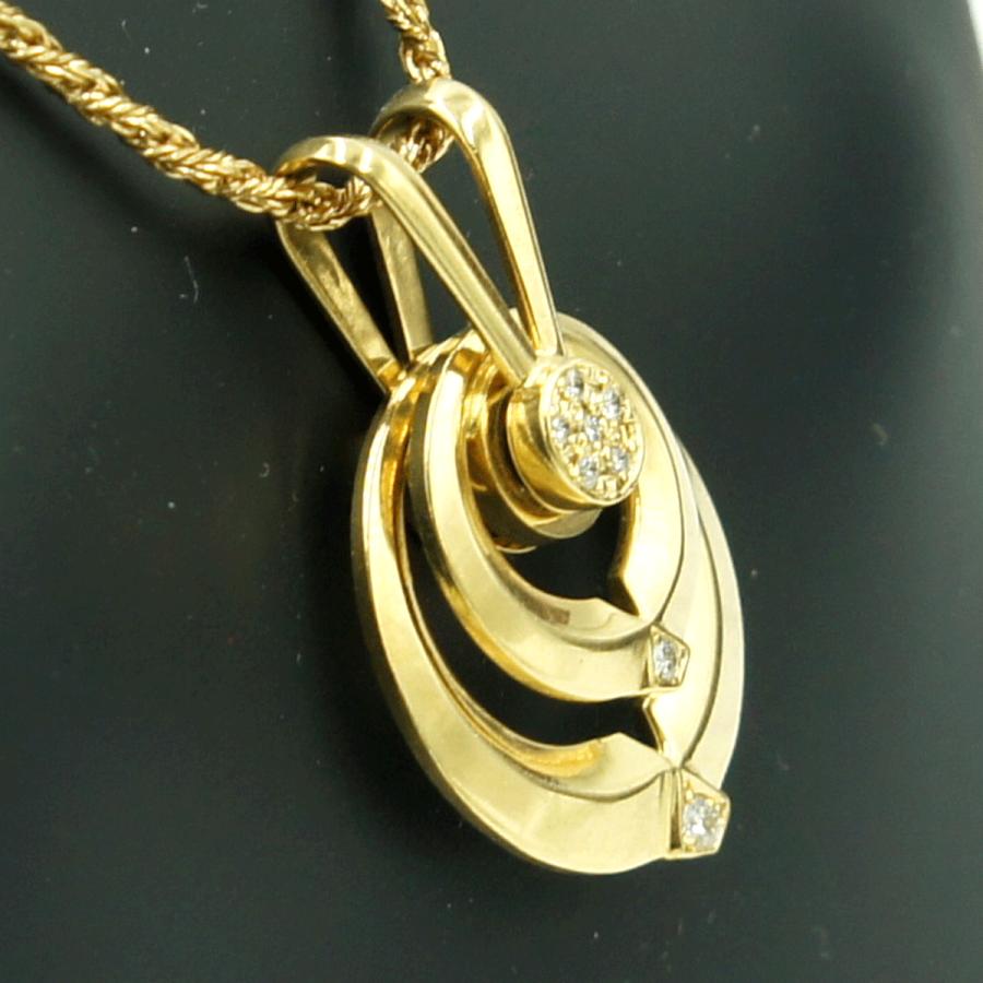 ウォルサム(WALTHAM)　750ダイヤモンドペンダントネックレス　重量12.55ｇ(石の重量含む)　ネックレス長さ 約39cm　レディース（中古）